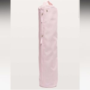 Lululemon Get Rolling Yoga Mat Bag *17L in Misty Pink